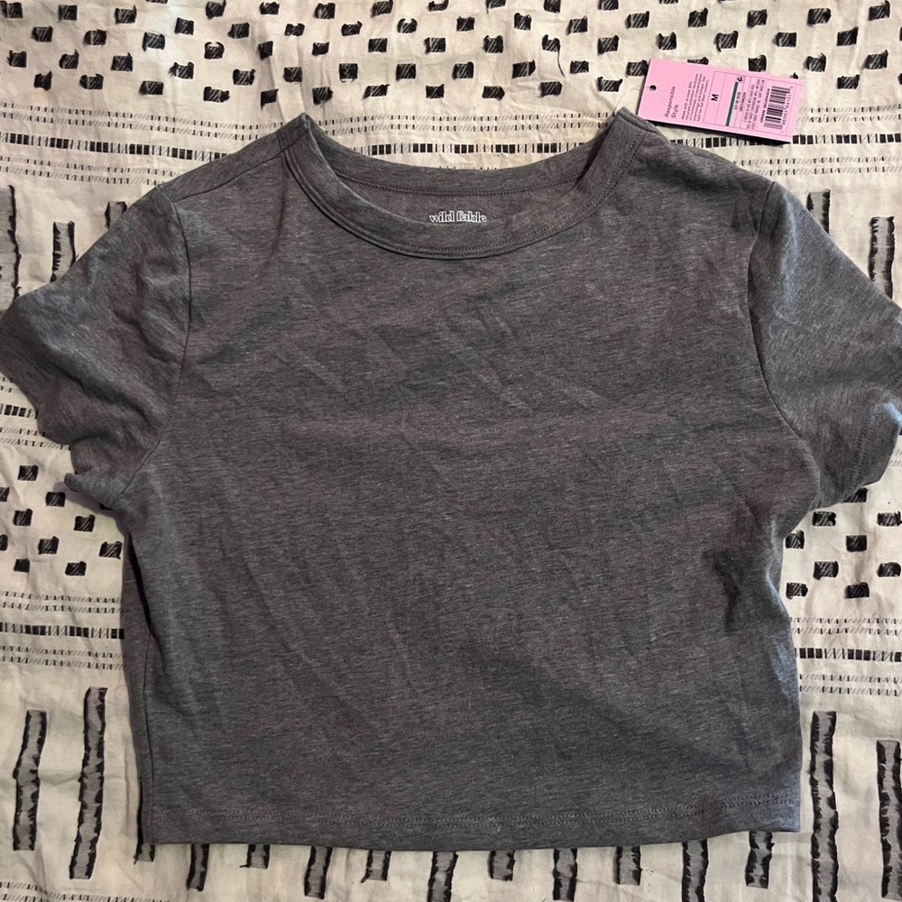 Gray cropped Tee, Size M